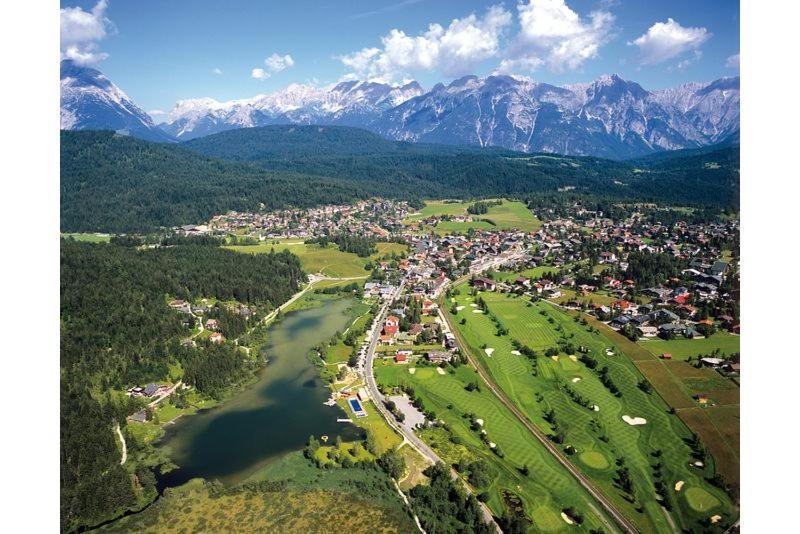 Haus Elisengrund Am Geigenbuehel - Chalet Prive Seefeld in Tirol Luaran gambar