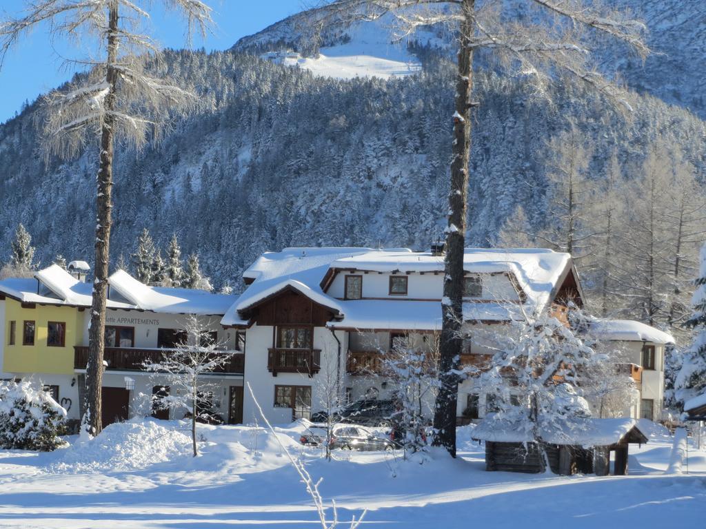 Haus Elisengrund Am Geigenbuehel - Chalet Prive Seefeld in Tirol Luaran gambar