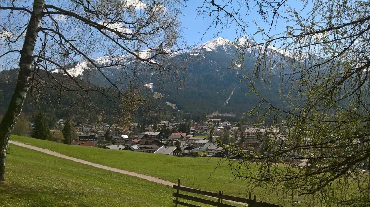 Haus Elisengrund Am Geigenbuehel - Chalet Prive Seefeld in Tirol Luaran gambar